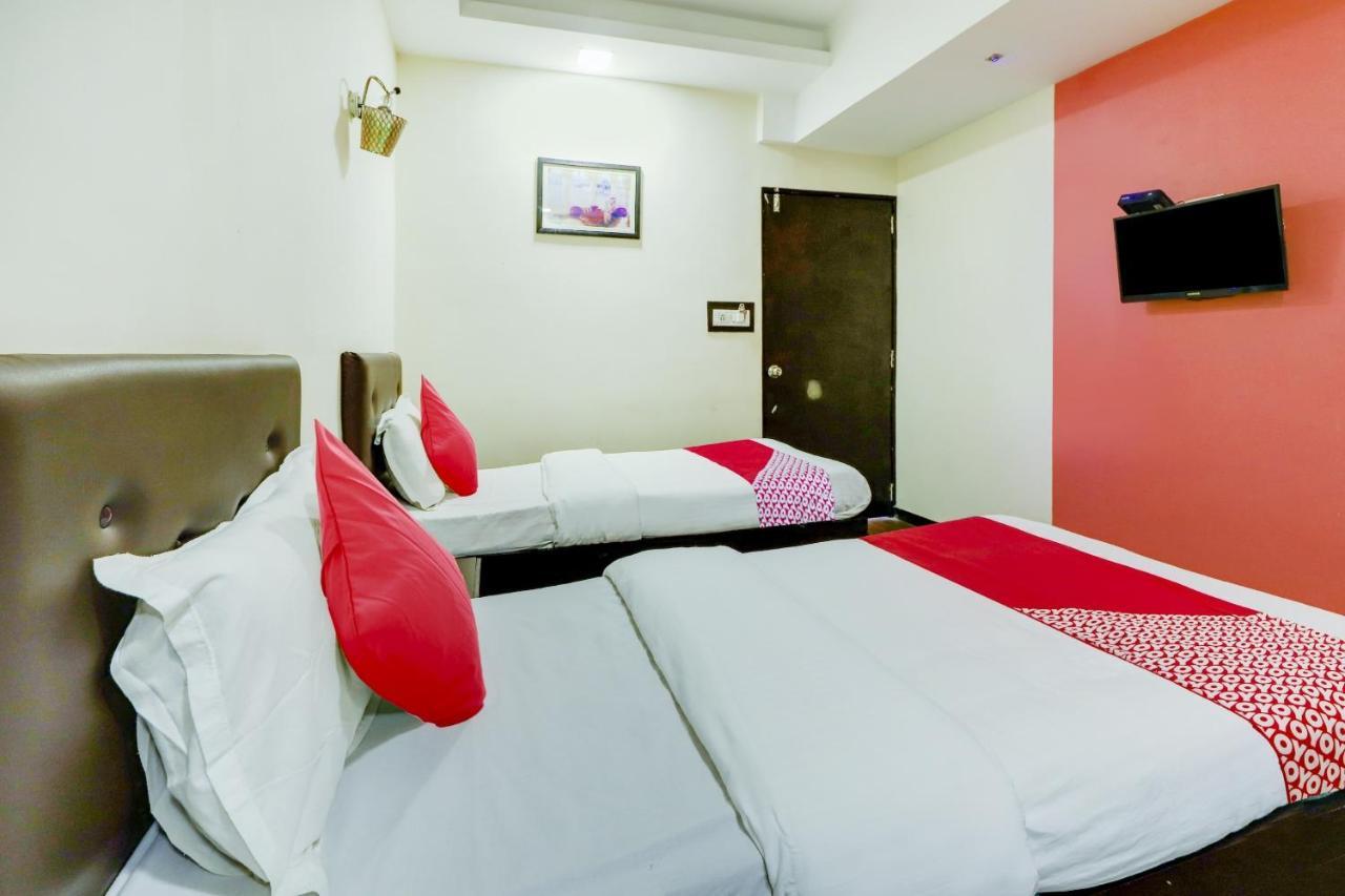 Oyo Hotel Dash Вадодара Экстерьер фото